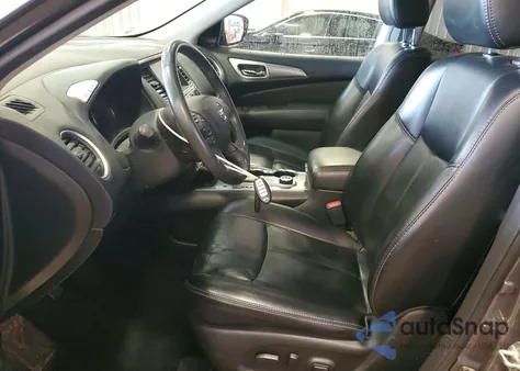 2018 Nissan Pathfinder S z USA, uszkodzony, nr VIN 5N1DR2MM7JC632389